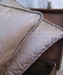 Mendip.Bergerac.Taupe