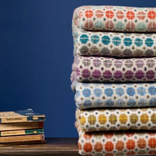 Bronte By Moon Woollen Throws Trabeth Textiles